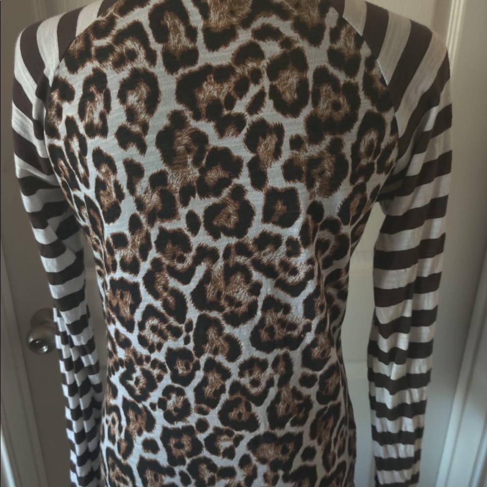 Top - Picture 3 of 5